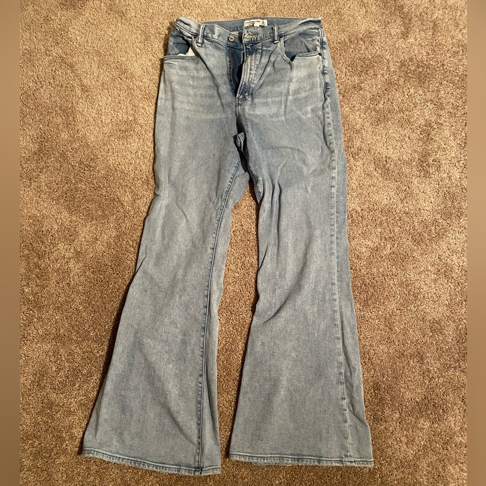 Abercrombie & Fitch Curve Love ultra high rise flare jeans